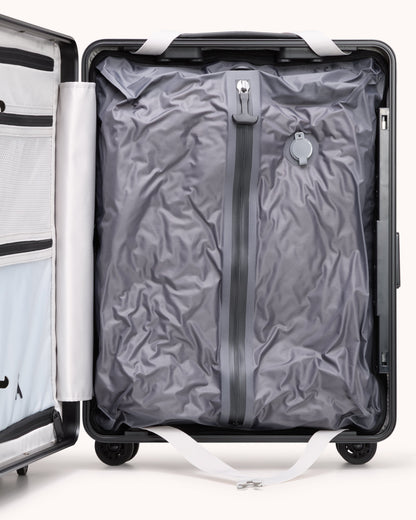 NEXT – Mattschwarz